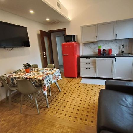 בורדיגרה Seaside Apartment, 20M To The Beach, Wi-Fi&Terrace מראה חיצוני תמונה